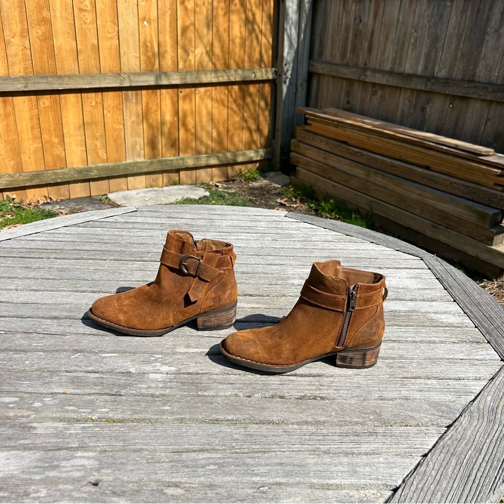 Born Børn‎ Morocco Bootie, Leather Suede, Brown Zip Boot, Size 7